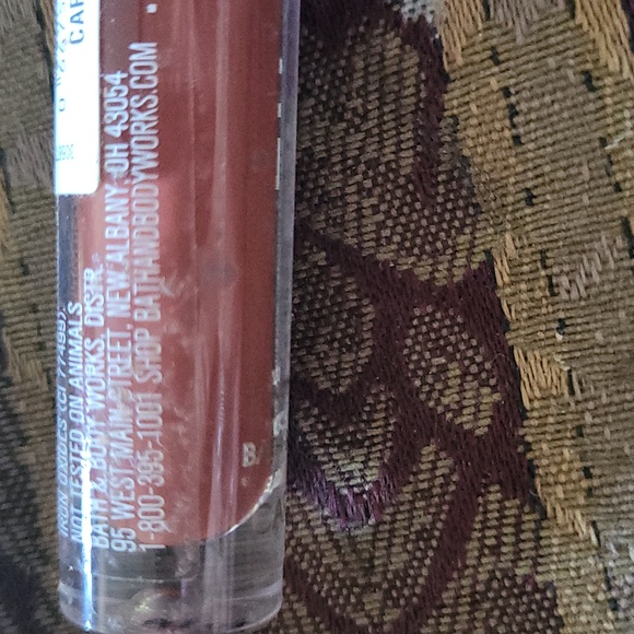 Bath body works duo  lip oil fab sealed tagged full size caramel and my choice - Picture 4 of 4